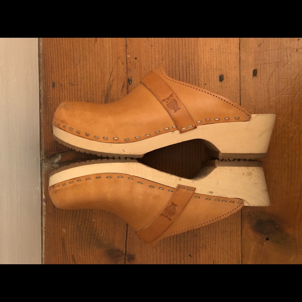Low wood clogs